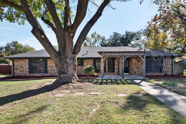1213 Lexington Drive, Corsicana, TX 75110