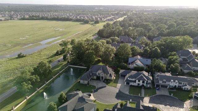 12014 S Kingston Place, Tulsa, OK 74137