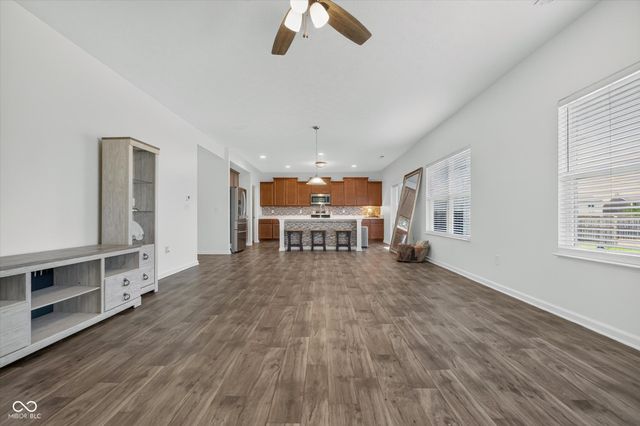 2241 Maple Stone Lane, Greenwood, IN 46143