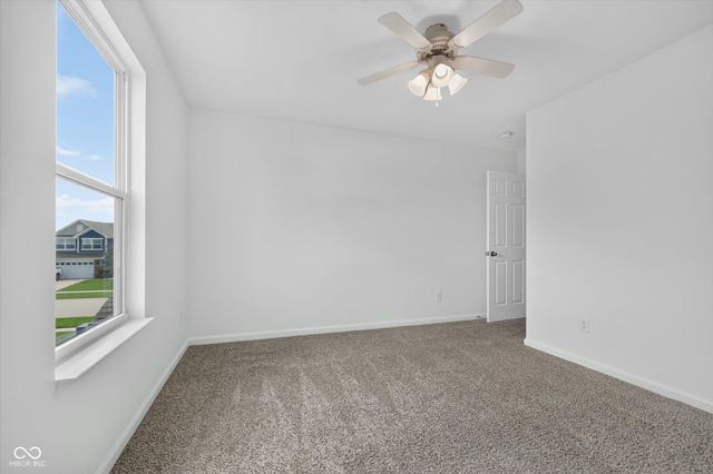 2241 Maple Stone Lane, Greenwood, IN 46143