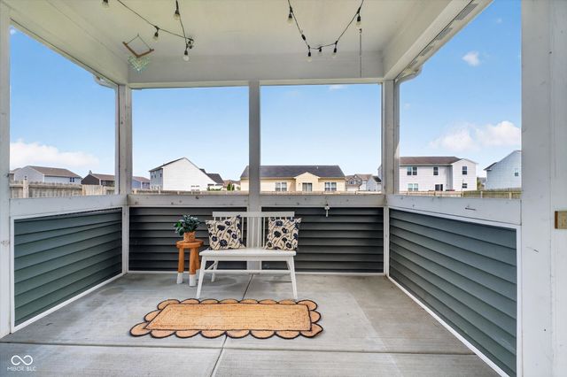 2241 Maple Stone Lane, Greenwood, IN 46143
