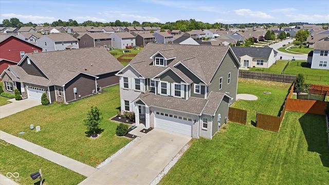 2241 Maple Stone Lane, Greenwood, IN 46143