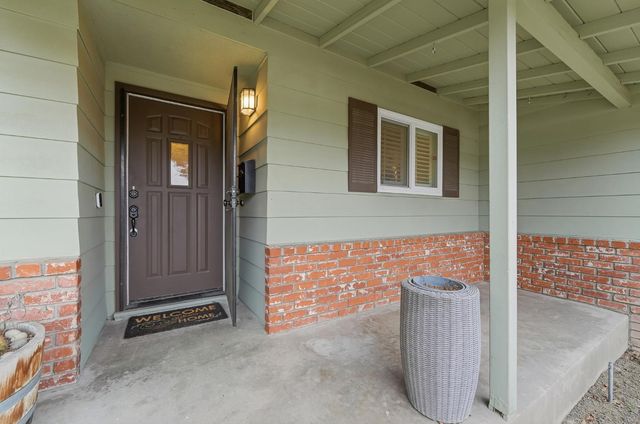 365 Birchwood Ct, Modesto, CA 95350