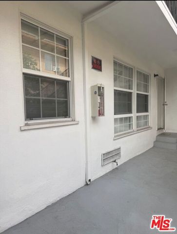 1411 S Bonnie Brae Street, Los Angeles, CA 90006