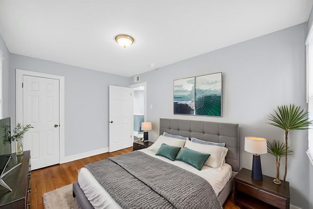 12500 S Loomis Street, Calumet Park, IL 60827