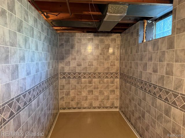 17670 Indian, Redford Charter Township, MI 48240