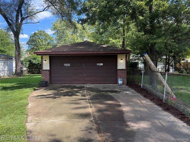 17670 Indian, Redford Charter Township, MI 48240