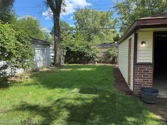 17670 Indian, Redford Charter Township, MI 48240