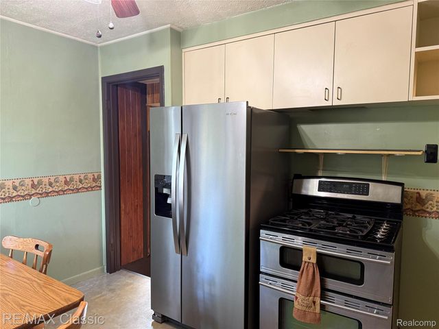 17670 Indian, Redford Charter Township, MI 48240