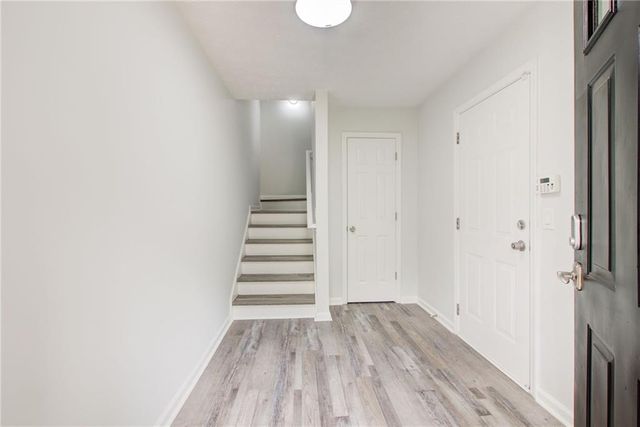 2470 Stonegate Drive NW, Acworth, GA 30101
