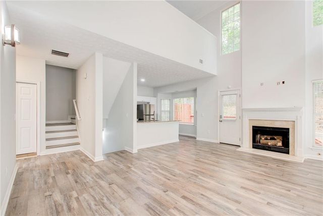 2470 Stonegate Drive NW, Acworth, GA 30101