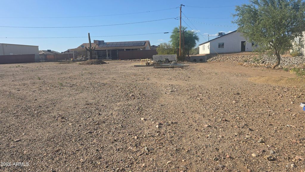000 Liesen Drive -, Morristown, AZ 85342 — exterior