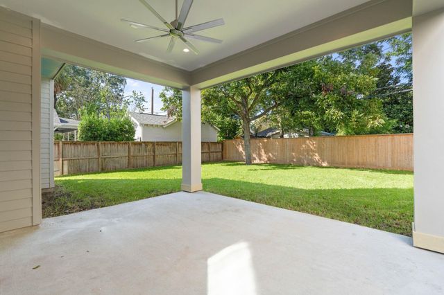 711 E 12th Street, Houston, TX 77008