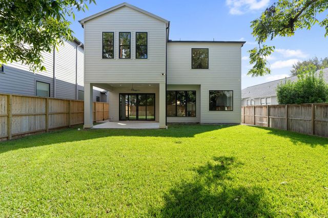 711 E 12th Street, Houston, TX 77008