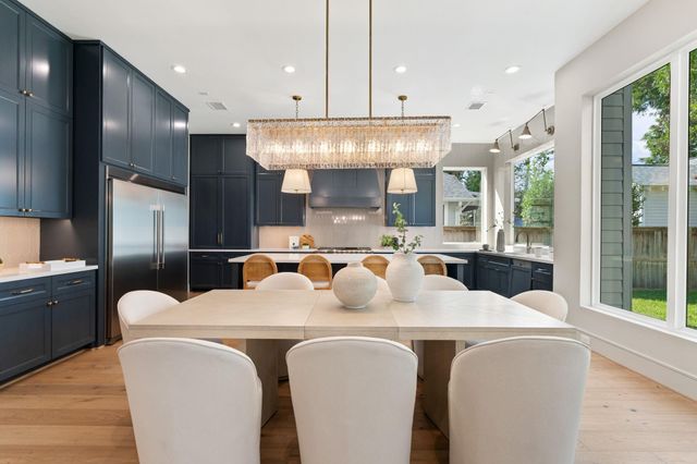 711 E 12th Street, Houston, TX 77008