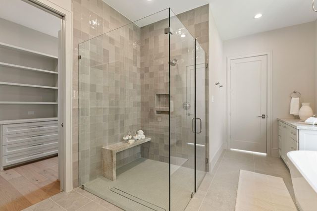 711 E 12th Street, Houston, TX 77008