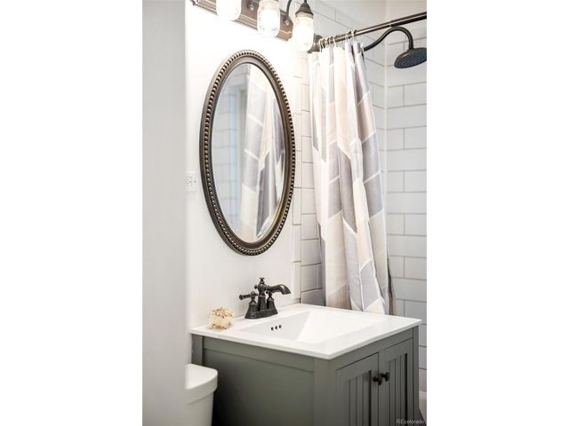 7600 E 22nd Ave, Denver, CO 80207