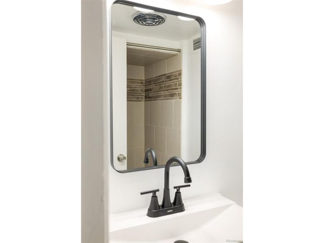 7600 E 22nd Ave, Denver, CO 80207