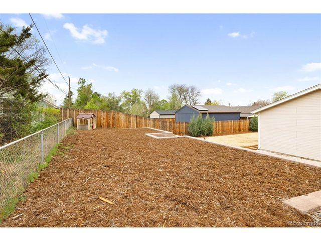 7600 E 22nd Ave, Denver, CO 80207