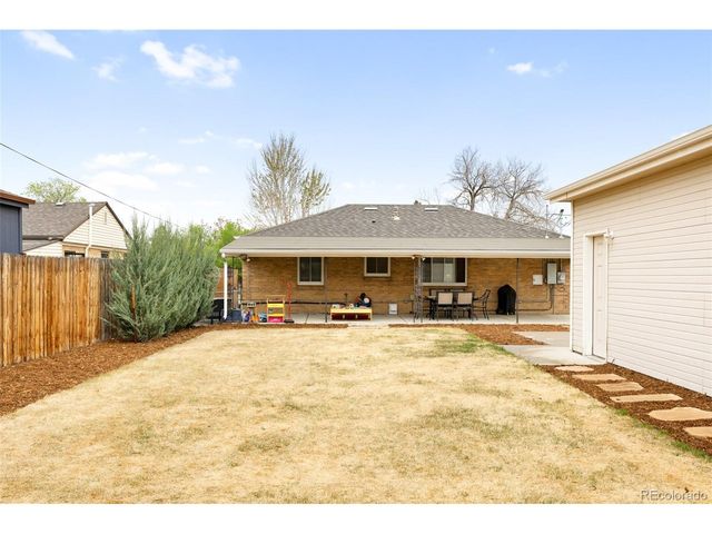 7600 E 22nd Ave, Denver, CO 80207