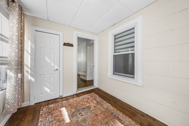 294 Eastern Ave, Lynn, MA 01902
