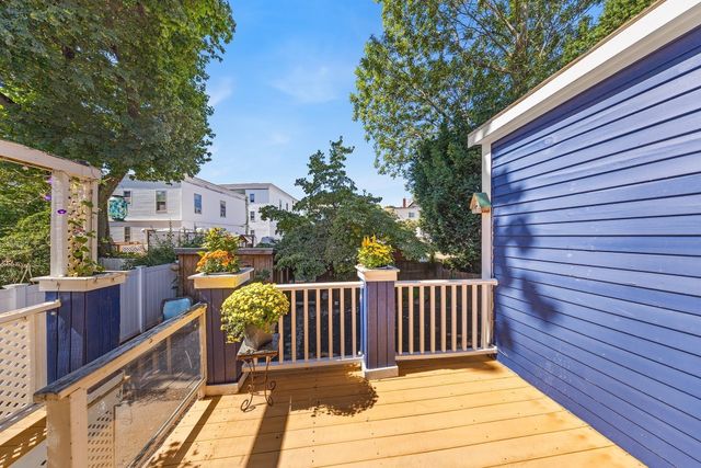 294 Eastern Ave, Lynn, MA 01902