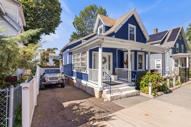 294 Eastern Ave, Lynn, MA 01902