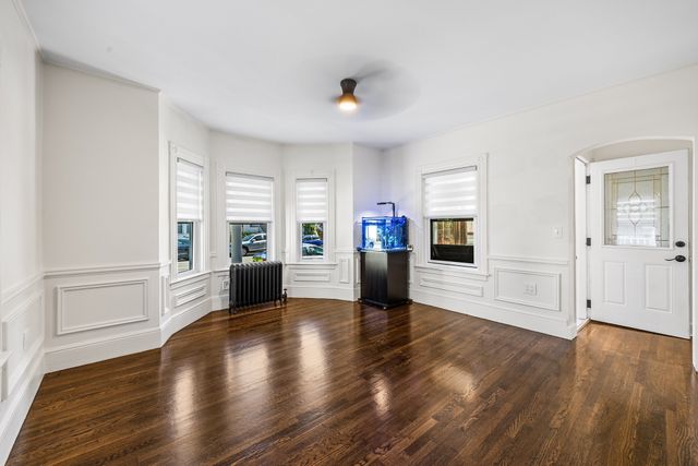 294 Eastern Ave, Lynn, MA 01902