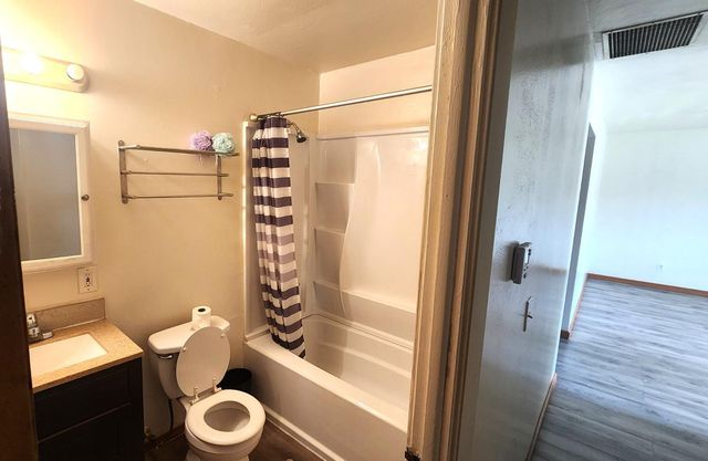 3365 Valleston Parkway, Toledo, OH 43607