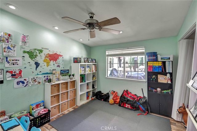 1252 E Walnut, Glendora, CA 91741