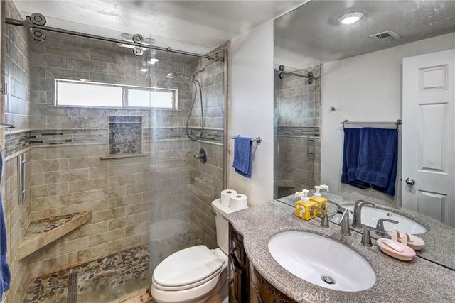 1252 E Walnut, Glendora, CA 91741