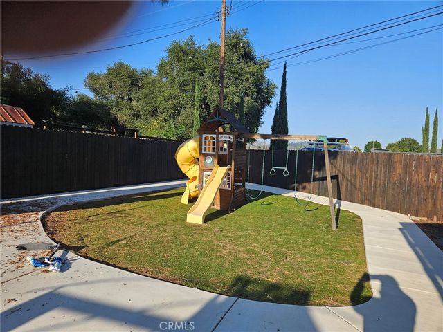 1252 E Walnut, Glendora, CA 91741
