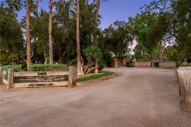 3455 Five Pennies Lane, Las Vegas, NV 89120