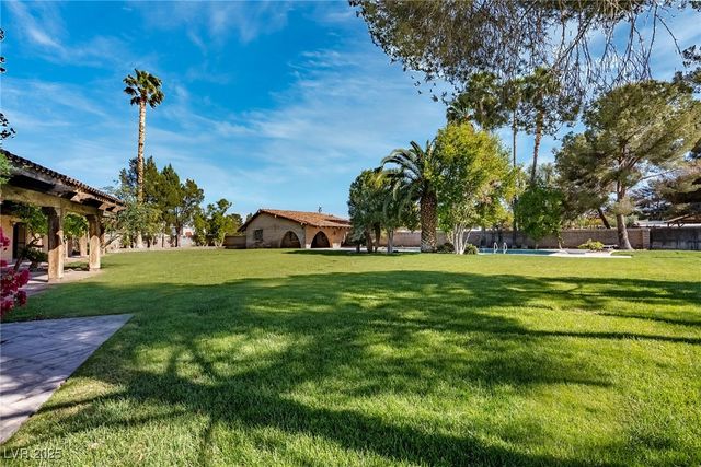 3455 Five Pennies Lane, Las Vegas, NV 89120