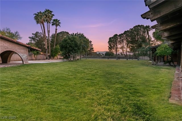 3455 Five Pennies Lane, Las Vegas, NV 89120