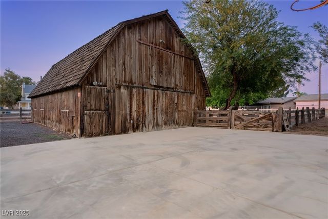 3455 Five Pennies Lane, Las Vegas, NV 89120