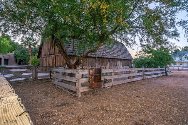 3455 Five Pennies Lane, Las Vegas, NV 89120