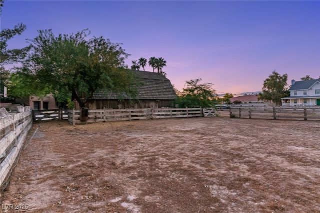 3455 Five Pennies Lane, Las Vegas, NV 89120