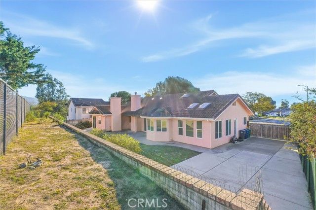 5134 Olive Hill Road, Santa Maria, CA 93455