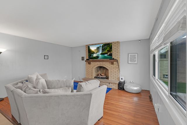 11020 Raleigh Street, Westchester, IL 60154