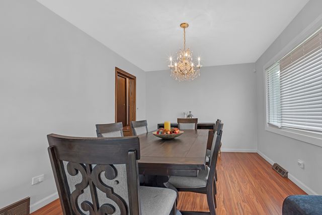 11020 Raleigh Street, Westchester, IL 60154