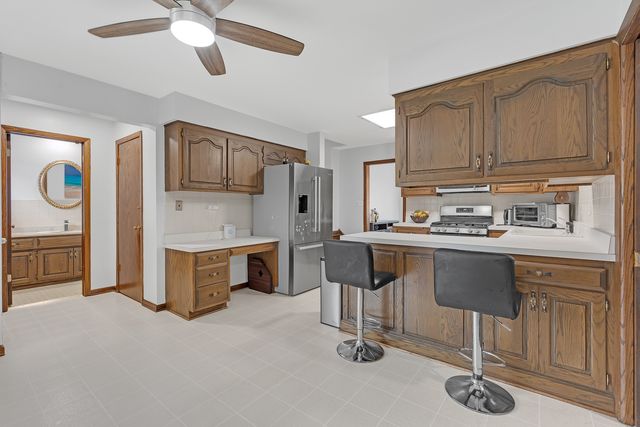 11020 Raleigh Street, Westchester, IL 60154
