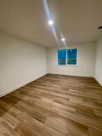 609 Silver Canoe Ct, Roseville, CA 95747