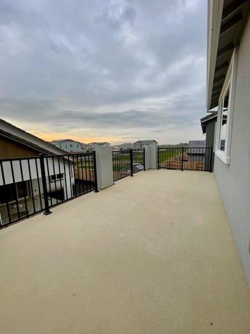 609 Silver Canoe Ct, Roseville, CA 95747