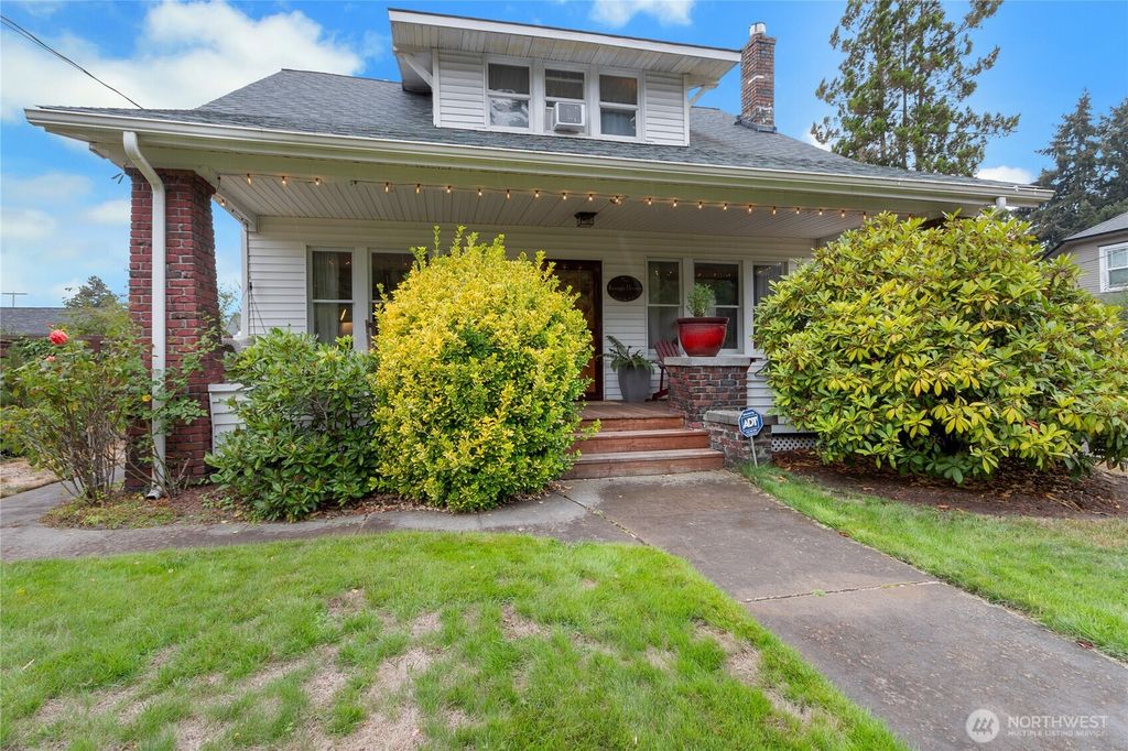508 5th Street NE, Puyallup, WA 98372