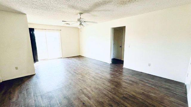 9203 Canton Avenue, Lubbock, TX 79423