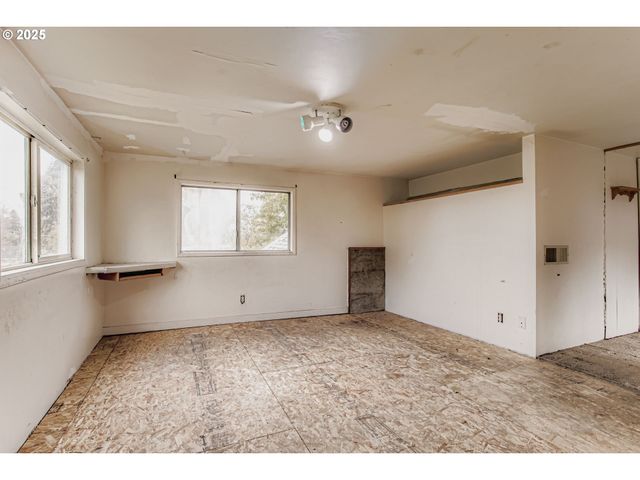 3101 M St, Vancouver, WA 98663