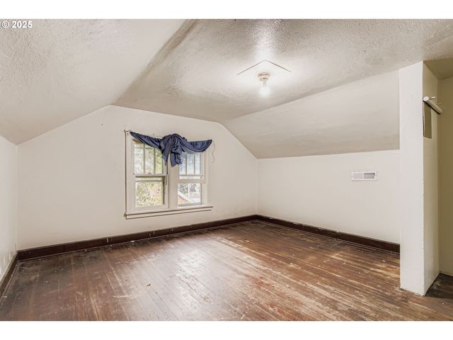 3101 M St, Vancouver, WA 98663