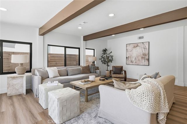 4529 Pepperwood Avenue, Long Beach, CA 90808