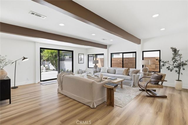 4529 Pepperwood Avenue, Long Beach, CA 90808